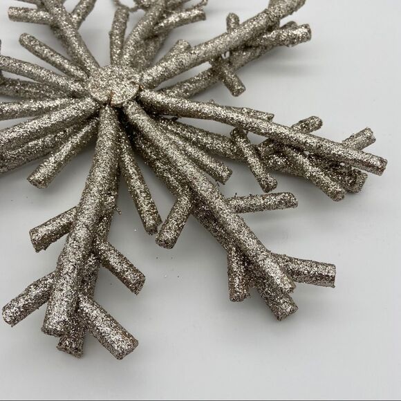 Large silver glitter sparkle snowflake decoration - some damage - Picture 3 of 8